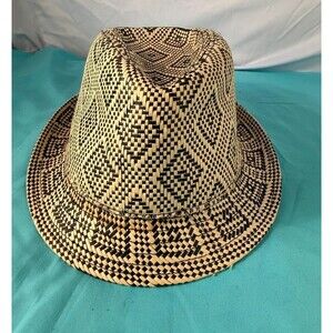 Woven straw fedora